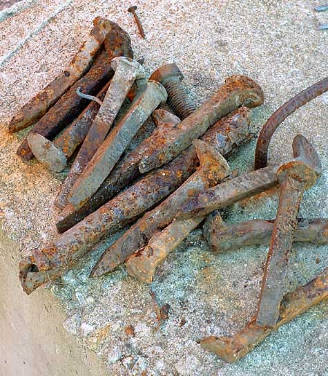Some nice rusty spikes
